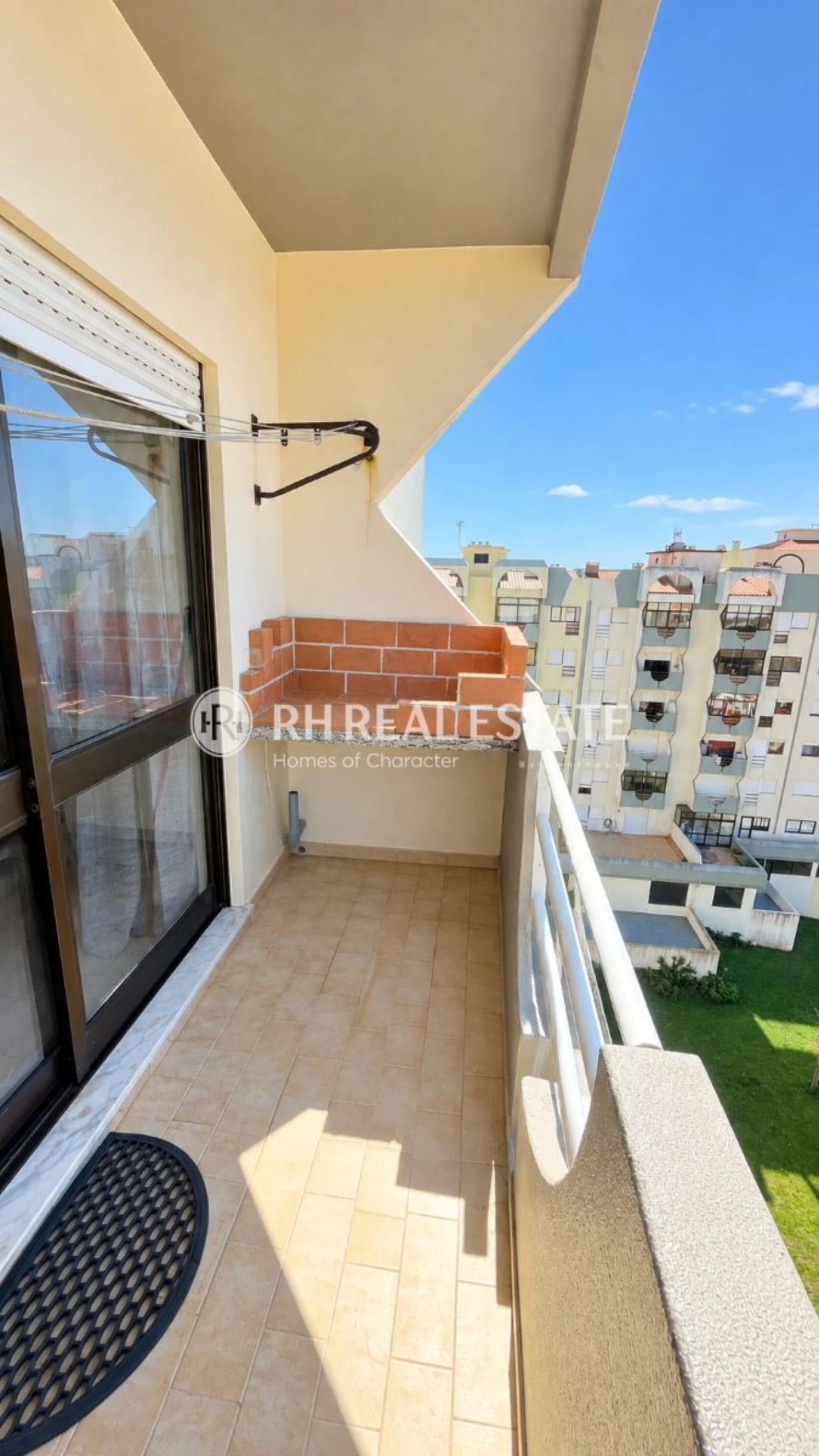 Apartamento T3 para Arrendamento em Tavarede Foto 11