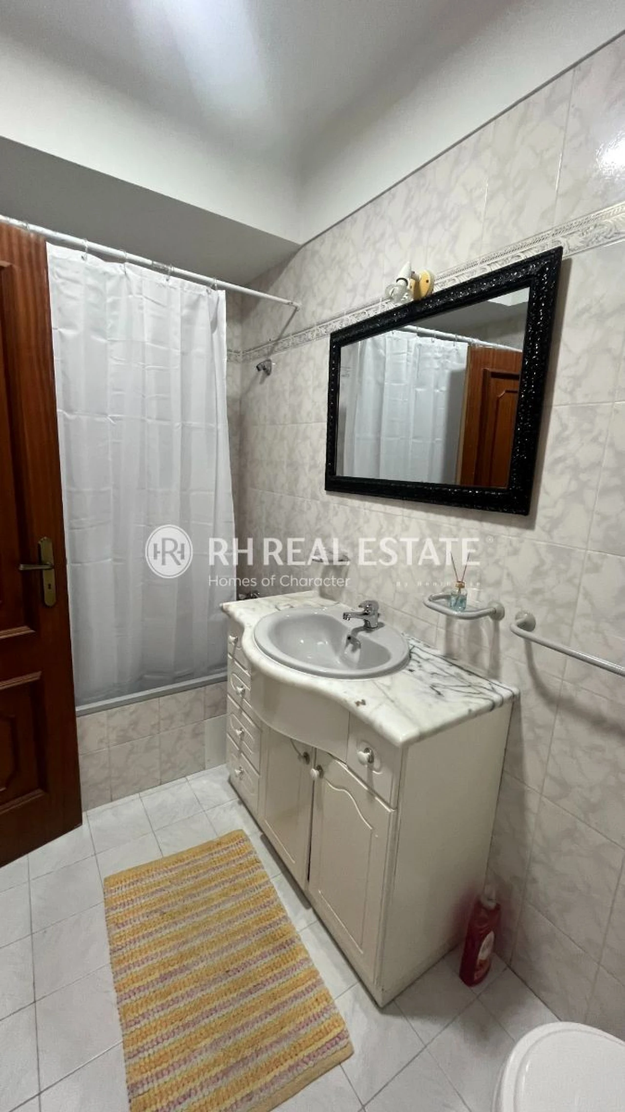 Apartamento T3 para Arrendamento em Tavarede Foto 14