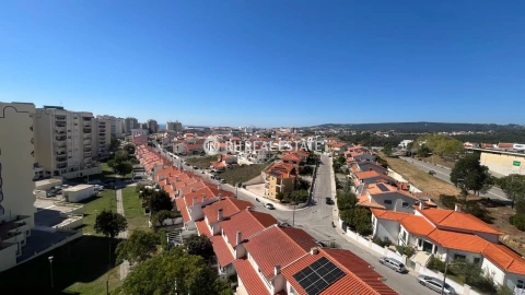 Apartamento T3 para Arrendamento em Tavarede