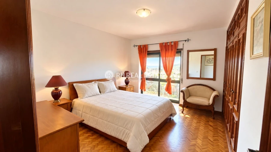 Apartamento T3 para Arrendamento em Tavarede Foto 8