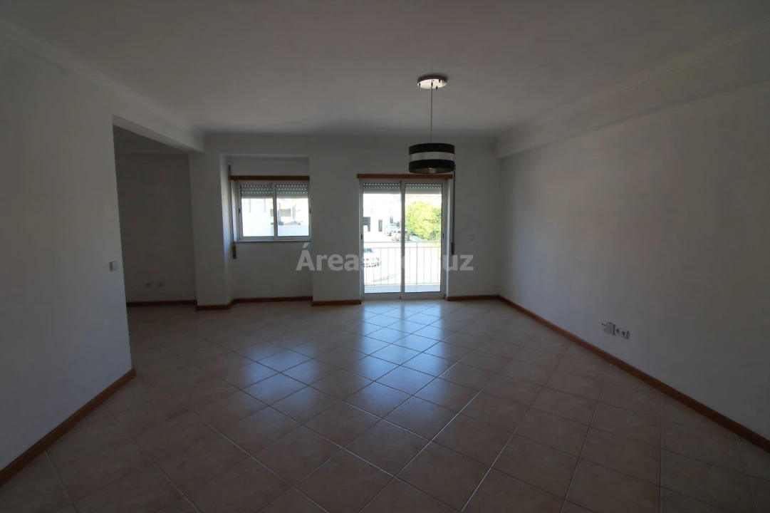 Apartamento T3 para Arrendamento em Marrazes e Barosa Foto 9