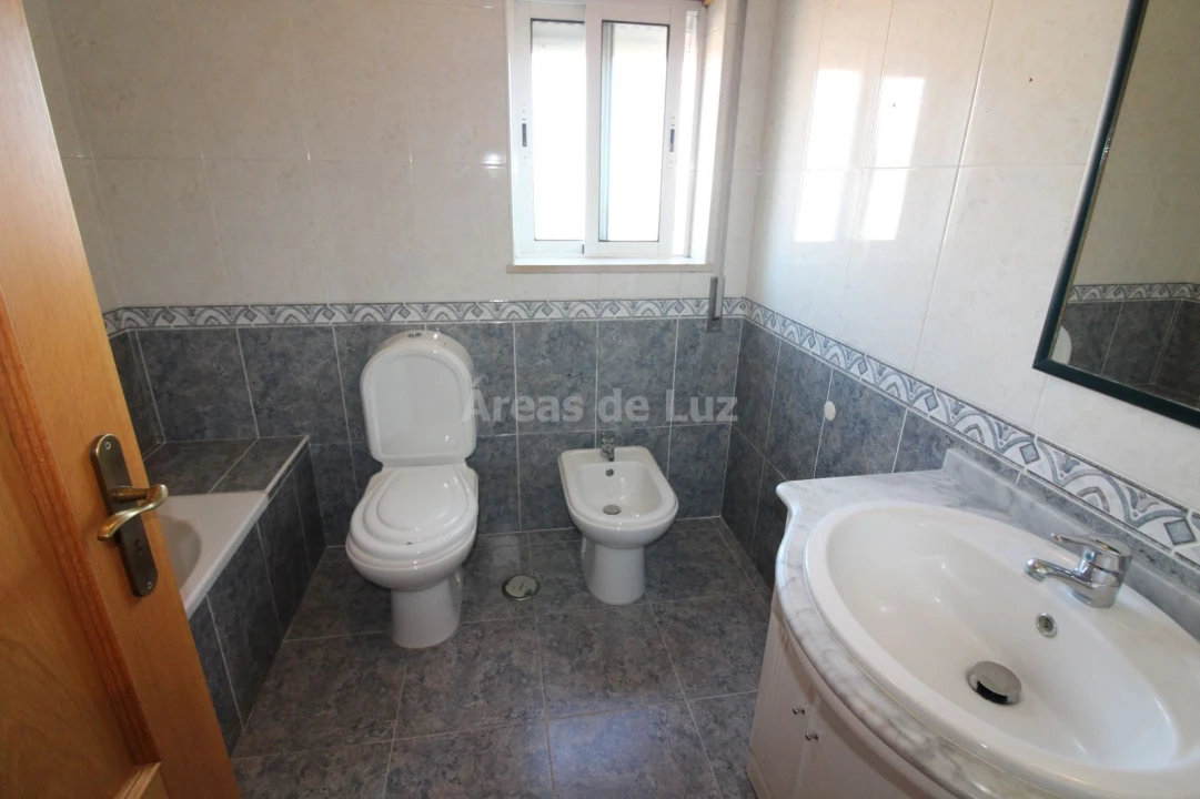 Apartamento T3 para Arrendamento em Marrazes e Barosa Foto 14