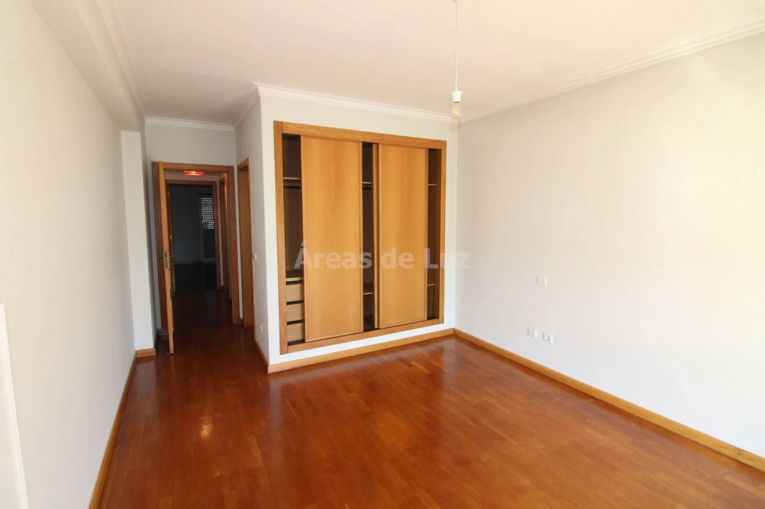 Apartamento T3 para Arrendamento em Marrazes e Barosa Foto 17