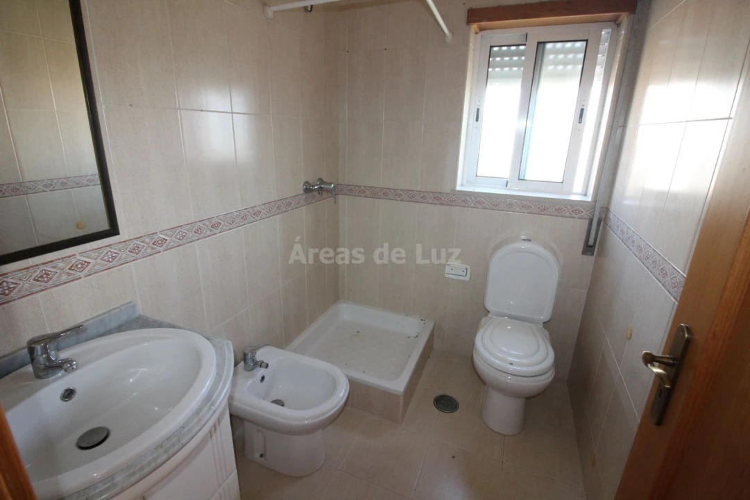 Apartamento T3 para Arrendamento em Marrazes e Barosa Foto 18