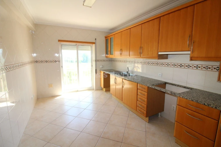 Apartamento T3 para Arrendamento em Marrazes e Barosa Foto 12