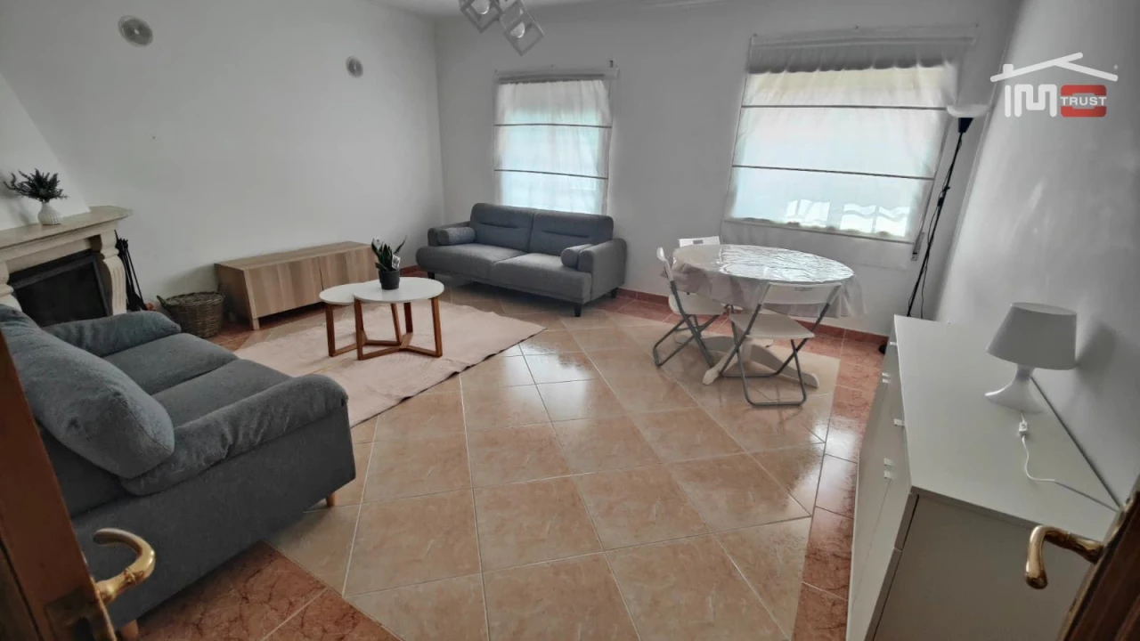 Apartamento T2 para Arrendamento em Atalaia e Alto Estanqueiro-Jardia Foto 5