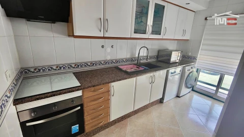 Apartamento T2 para Arrendamento em Atalaia e Alto Estanqueiro-Jardia