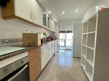 Apartamento T2 para Arrendamento em Atalaia e Alto Estanqueiro-Jardia