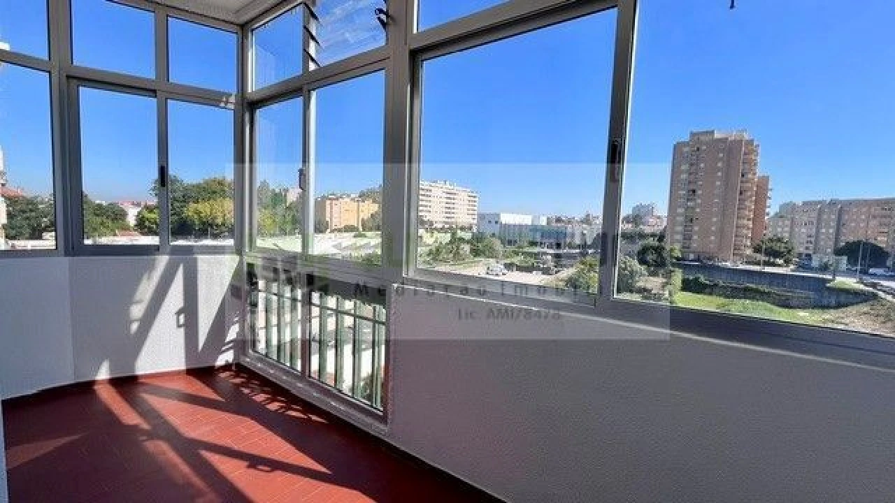 Apartamento T2 para Venda em Cedofeita, Santo Ildefonso, Sé, Miragaia, São Nicolau e Vitória Foto 5