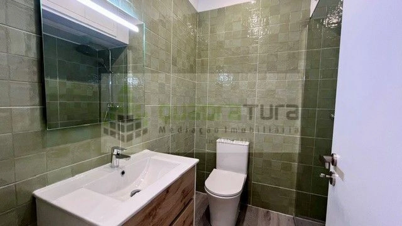Apartamento T2 para Venda em Cedofeita, Santo Ildefonso, Sé, Miragaia, São Nicolau e Vitória Foto 14