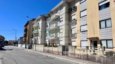 Apartamento T3 para Arrendamento em São Mamede de Infesta e Senhora da Hora