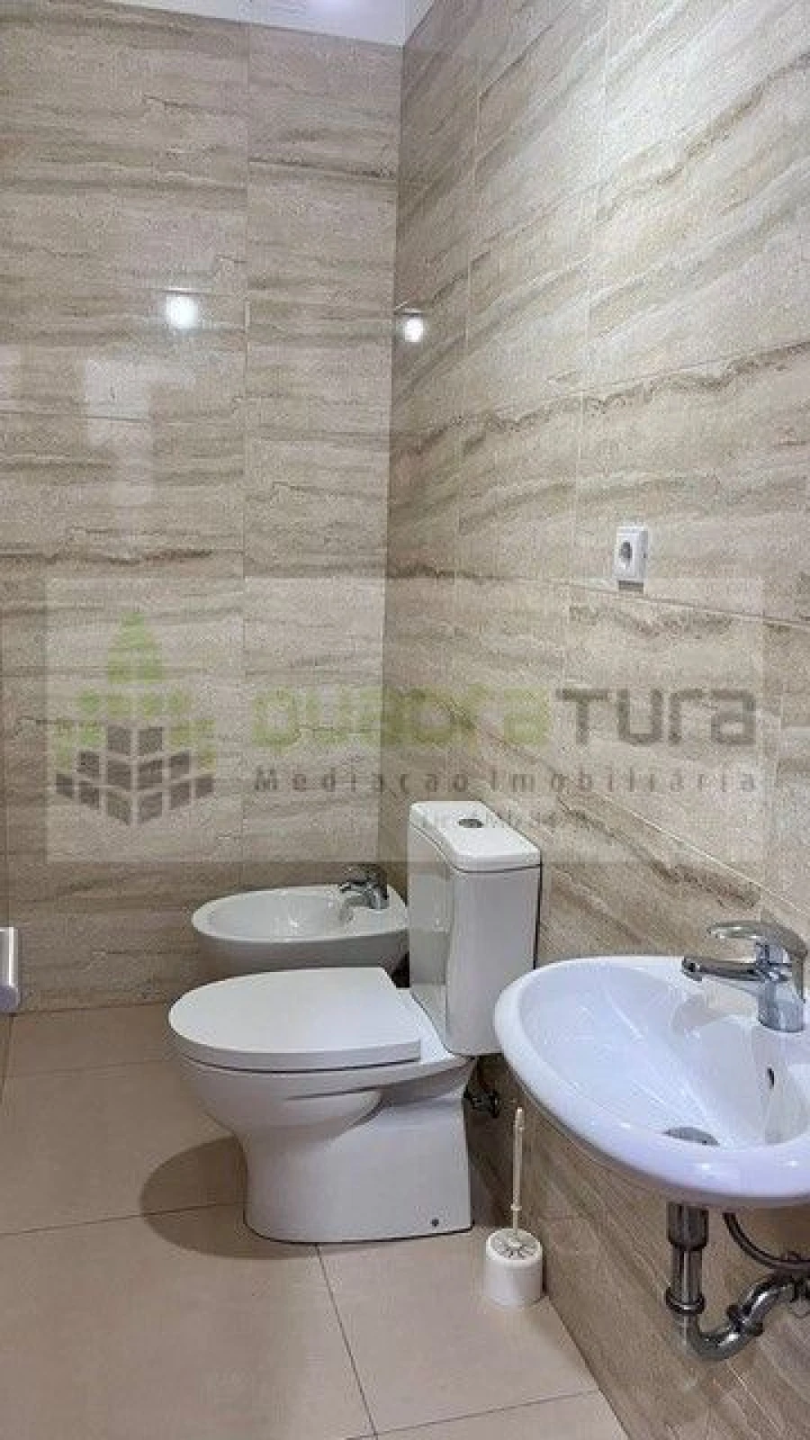 Apartamento T3 para Arrendamento em São Mamede de Infesta e Senhora da Hora Foto 16