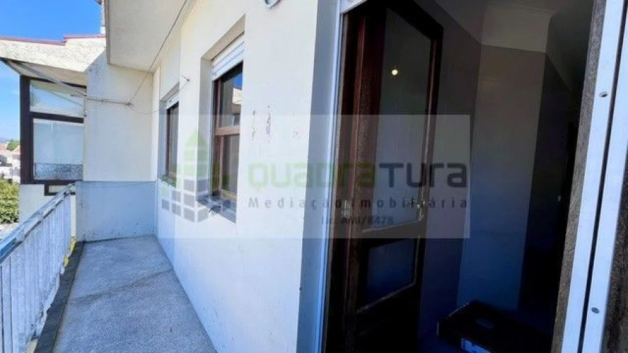Apartamento T3 para Arrendamento em São Mamede de Infesta e Senhora da Hora Foto 18