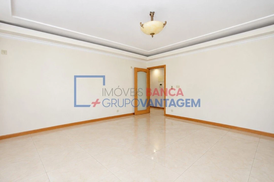 Apartamento T3 para Venda em Odivelas Foto 1