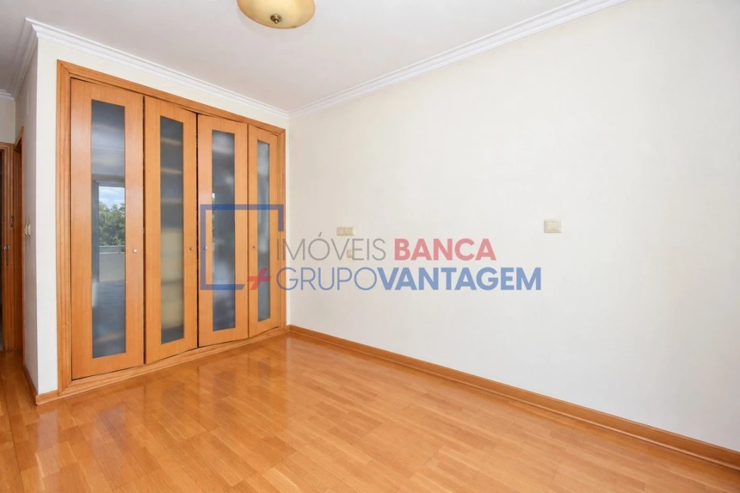 Apartamento T3 para Venda em Odivelas Foto 15