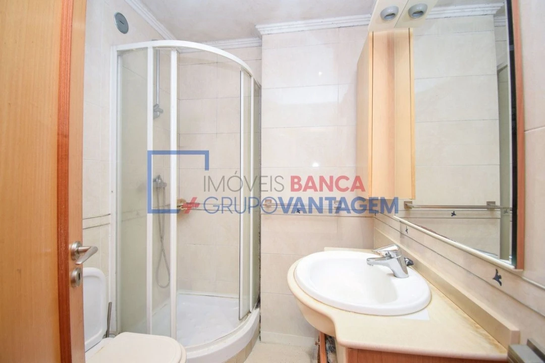 Apartamento T3 para Venda em Odivelas Foto 17