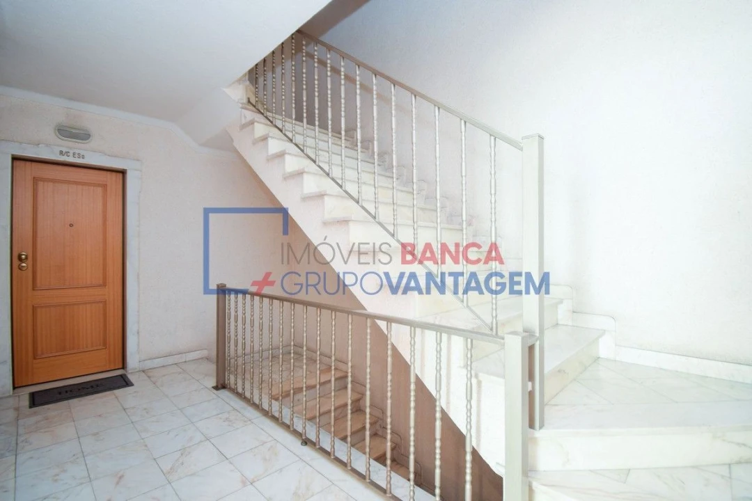 Apartamento T3 para Venda em Odivelas Foto 25