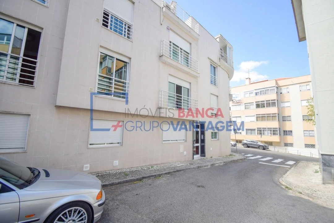 Apartamento T3 para Venda em Odivelas Foto 27