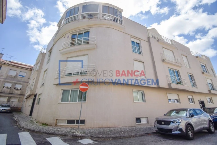 Apartamento T3 para Venda em Odivelas Foto 26