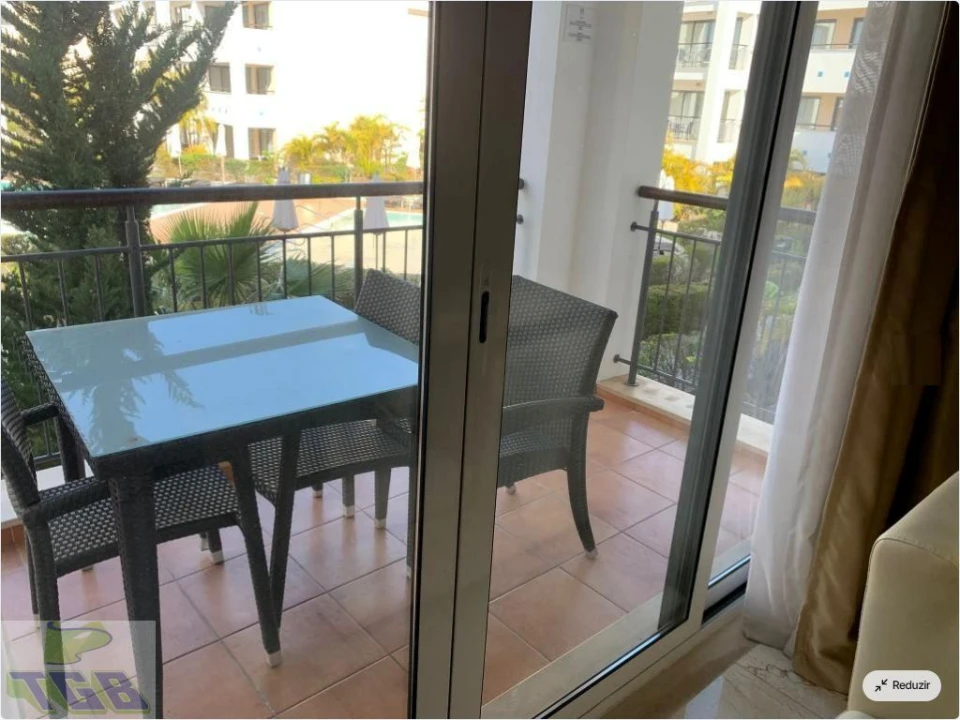 Apartamento T2 para Venda em Quarteira Foto 4