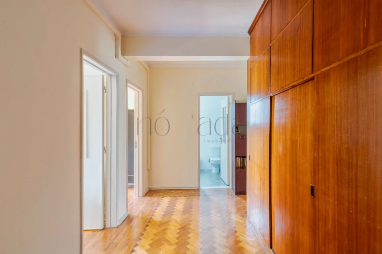 Apartamento T3 para Arrendamento em Laranjeiro e Feijó Foto 15