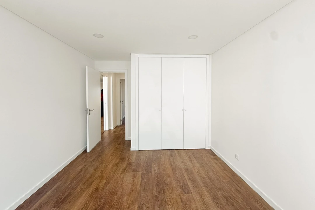 Apartamento T2 para Venda em Alcabideche Foto 13