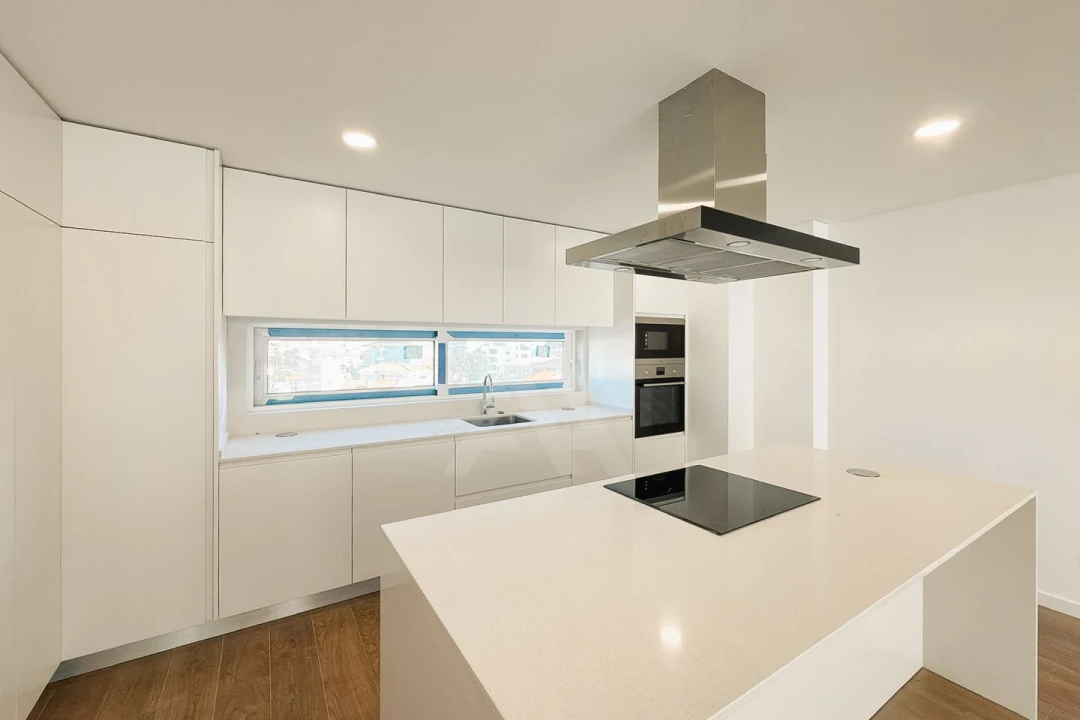Apartamento T4 para Venda em Alcabideche Foto 6