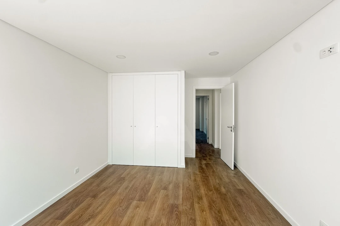 Apartamento T4 para Venda em Alcabideche Foto 12