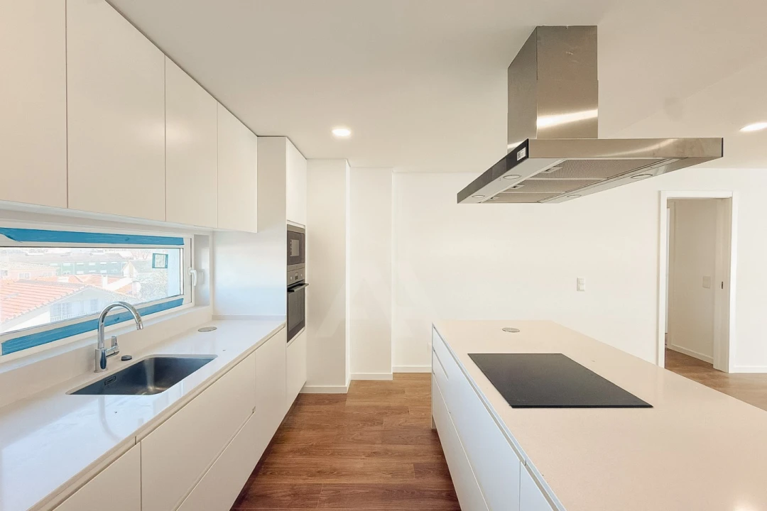 Apartamento T4 para Venda em Alcabideche Foto 7