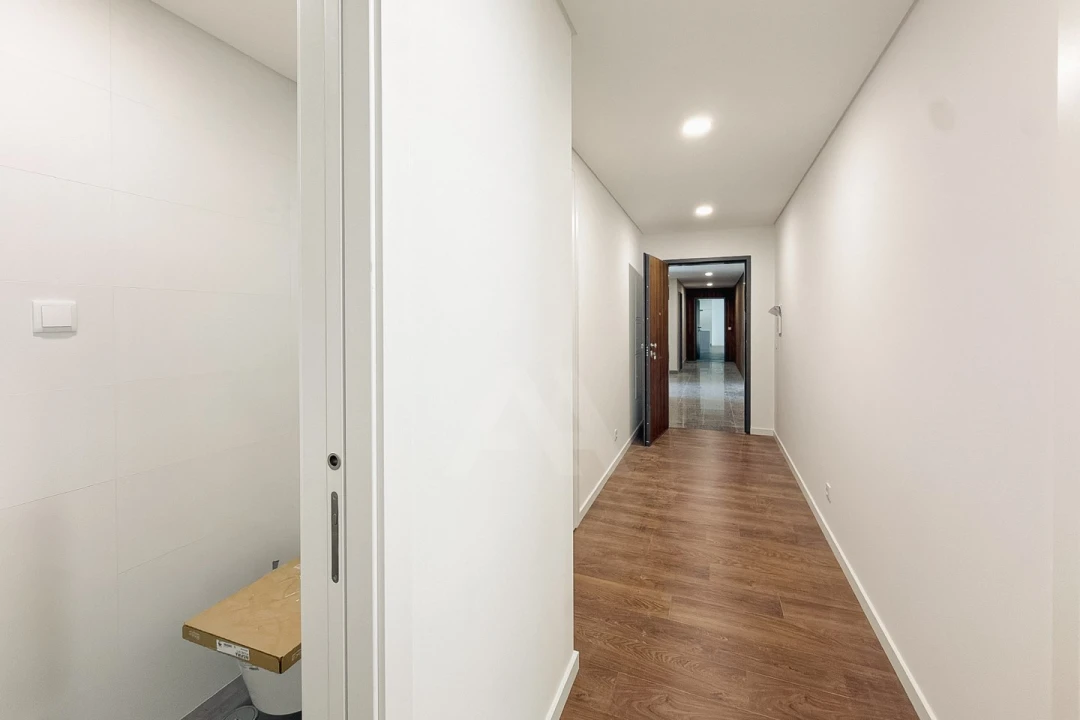 Apartamento T3 para Venda em Alcabideche Foto 8