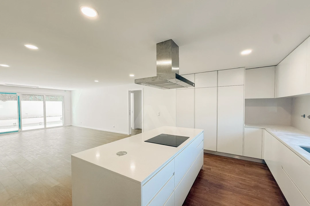 Apartamento T3 para Venda em Alcabideche Foto 13