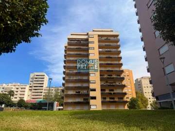 Apartamento T4 para Venda em São Vitor (Braga)