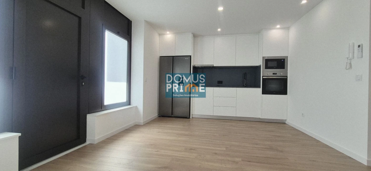 Apartamento T2 para Venda em Braga (São José de São Lázaro e São João do Souto) Foto 1