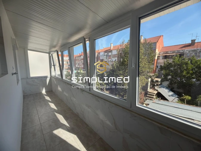 Apartamento T2 para Venda em Barreiro e Lavradio Foto 10