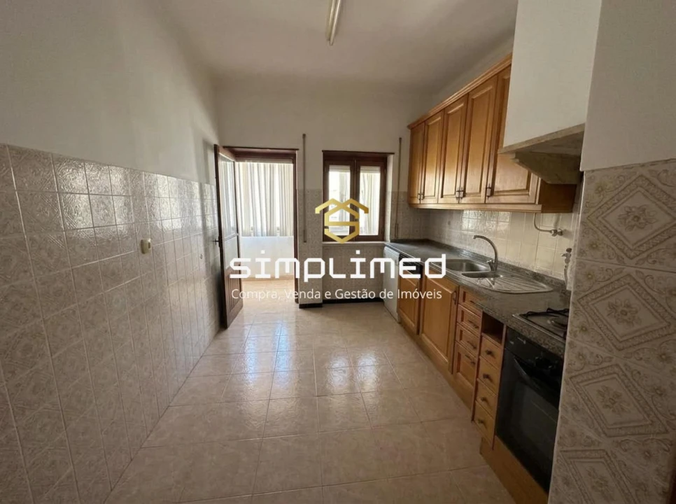 Apartamento T2 para Venda em Baixa da Banheira e Vale da Amoreira Foto 2