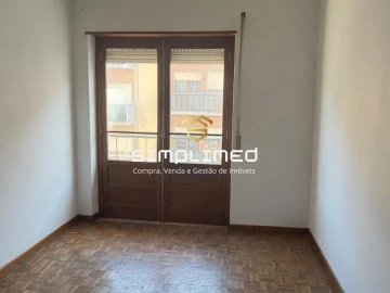 Apartamento T2 para Venda em Baixa da Banheira e Vale da Amoreira