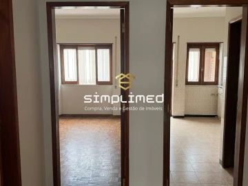 Apartamento T2 para Venda em Baixa da Banheira e Vale da Amoreira