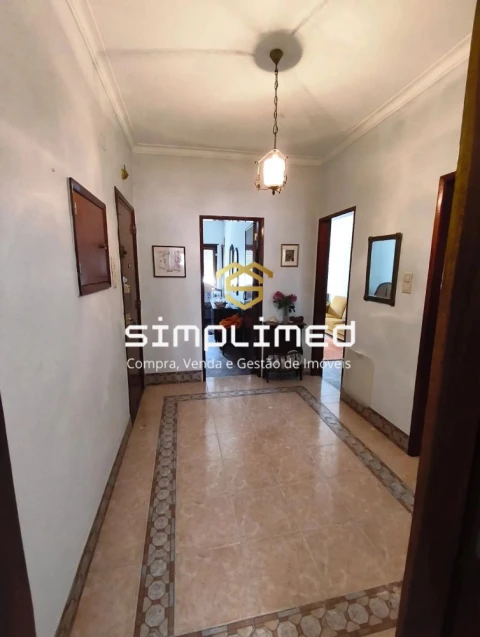 Apartamento T2 para Venda em Baixa da Banheira e Vale da Amoreira