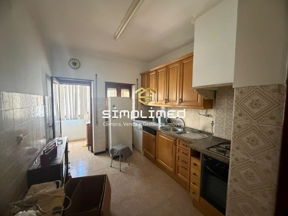 Apartamento T2 para Venda em Baixa da Banheira e Vale da Amoreira Foto 1