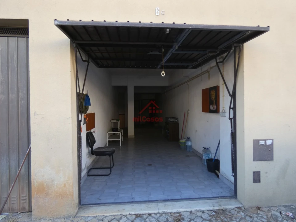 Garagem para Venda em Laranjeiro e Feijó Foto 20