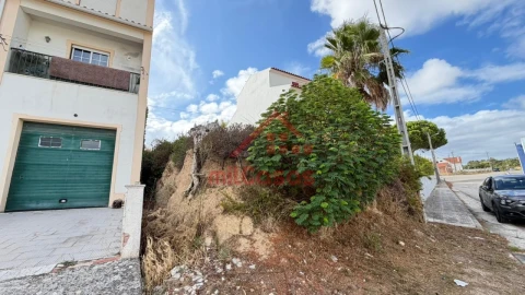 Terreno para Venda em Santa Maria, São Pedro e Matacães
