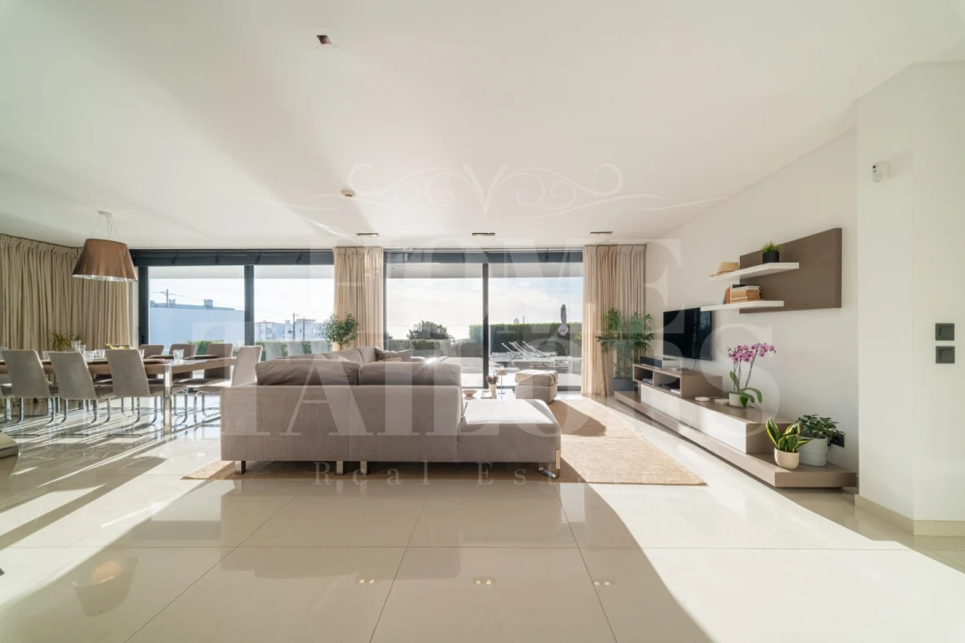 Moradia T4 para Venda em Ericeira Foto 3