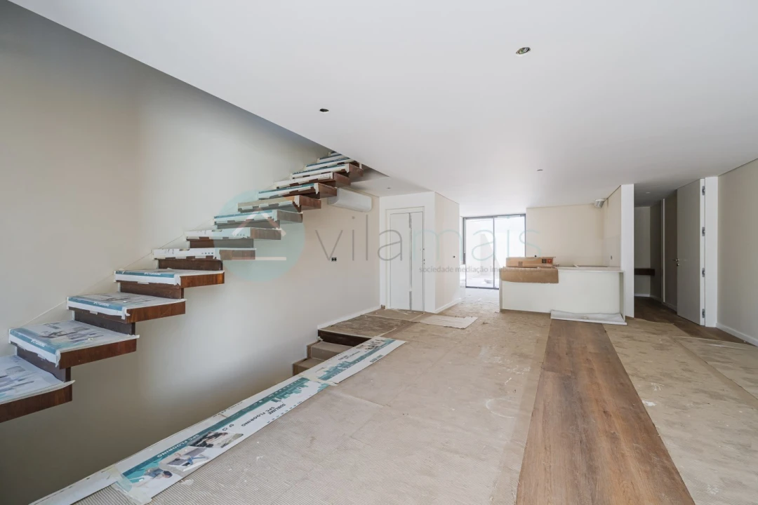 Moradia T3 para Venda em São Felix da Marinha Foto 21