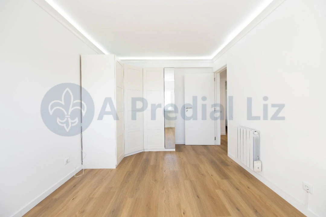 Apartamento T2 para Venda em Belém Foto 9