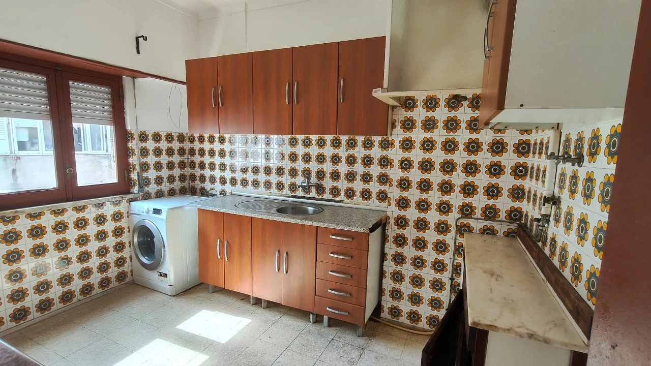 Apartamento T3 para Venda em Venteira Foto 1