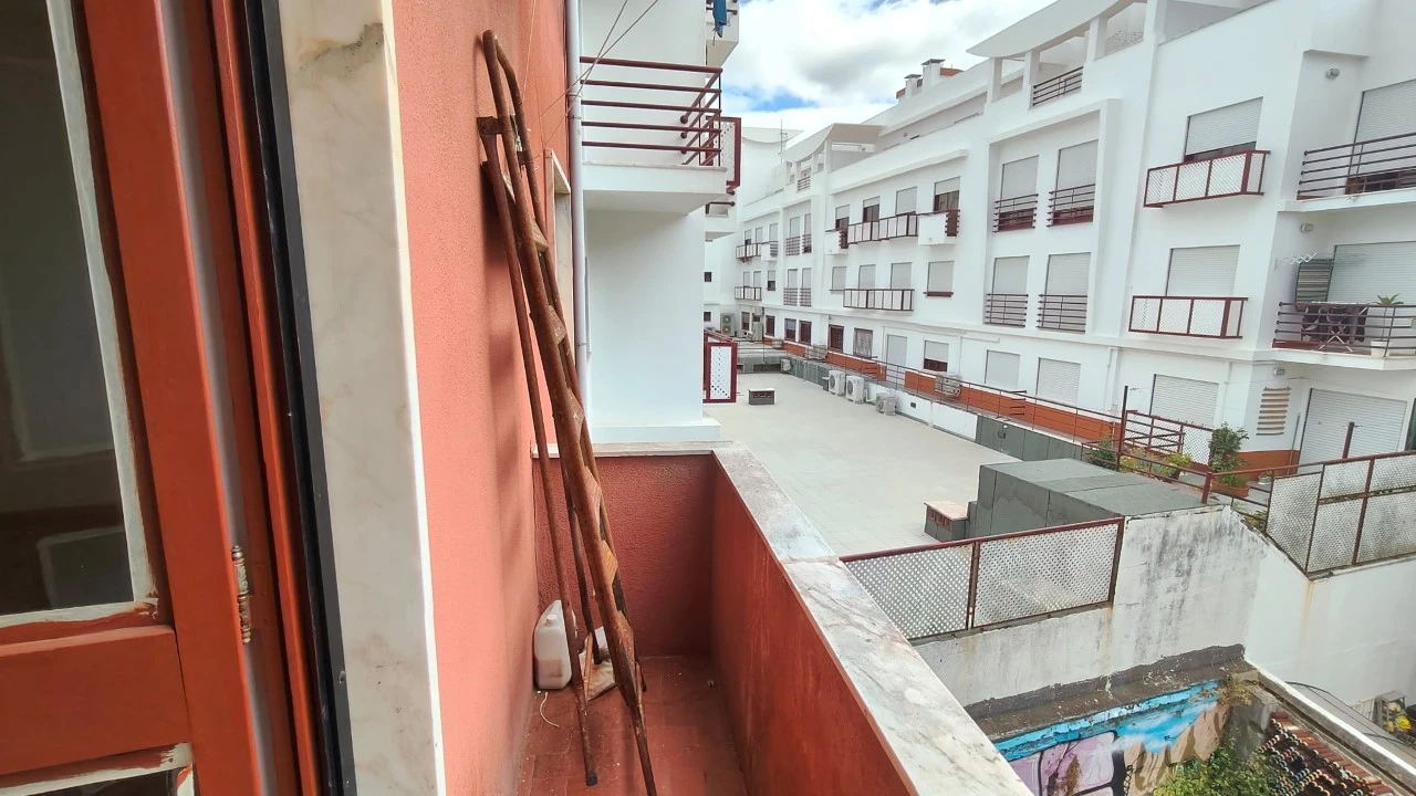 Apartamento T3 para Venda em Venteira Foto 14