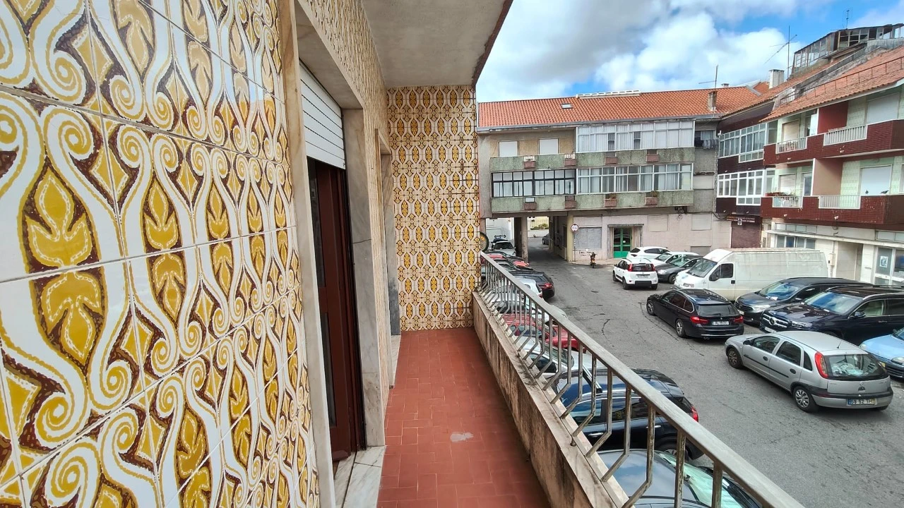 Apartamento T3 para Venda em Venteira Foto 24
