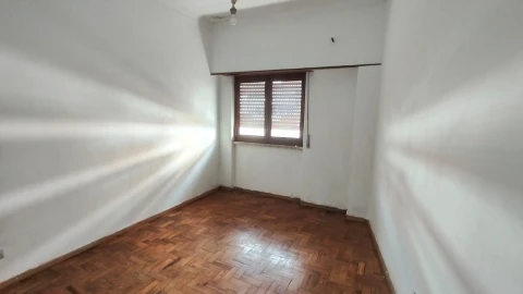 Apartamento T3 para Venda em Venteira