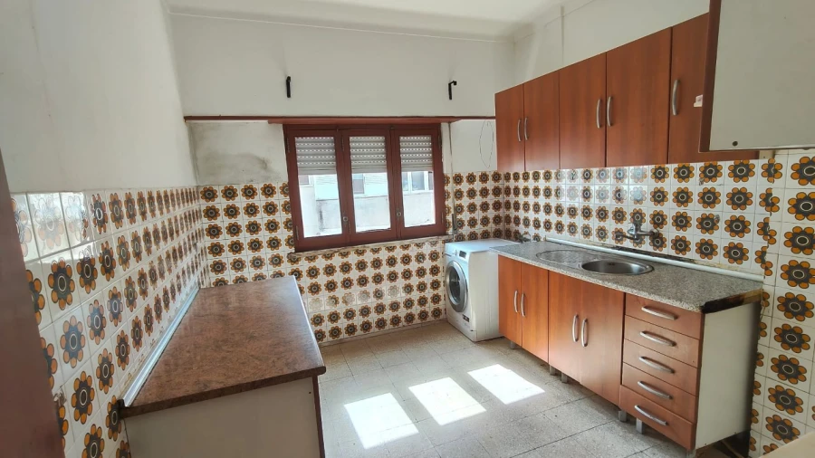 Apartamento T3 para Venda em Venteira Foto 3