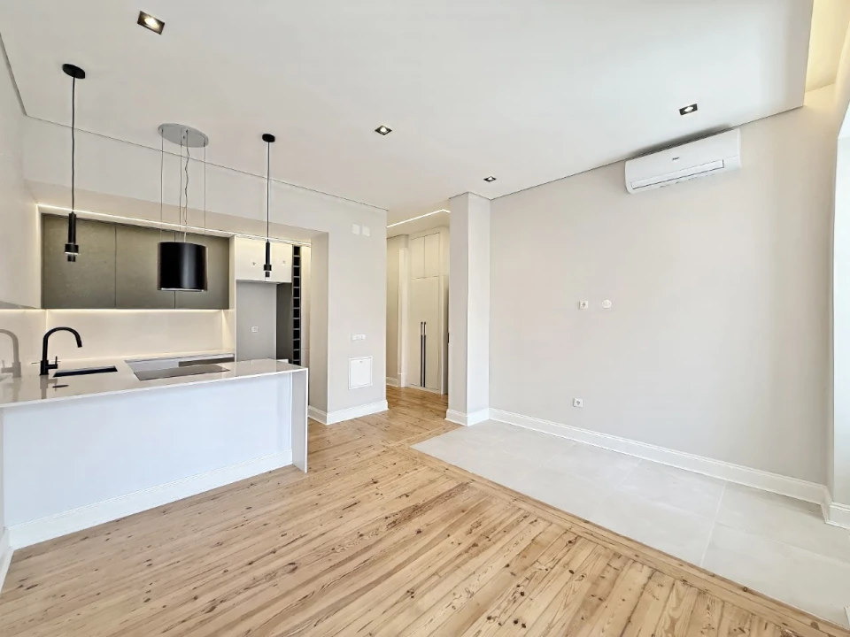 Apartamento T3 para Venda em Areeiro Foto 15